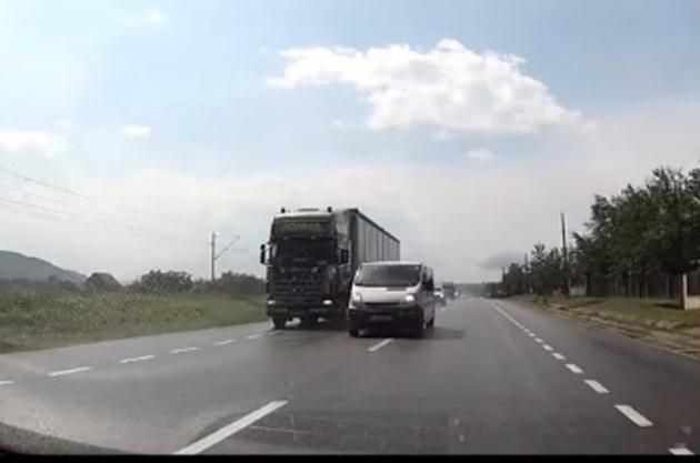 Reguli de bun simt pentru soferi